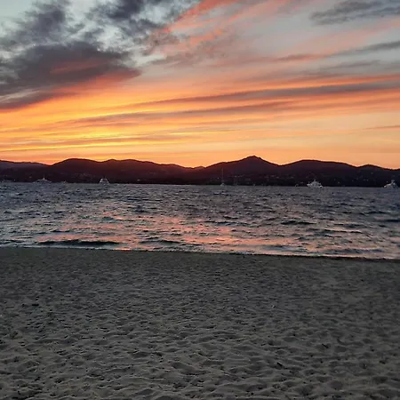 Playa Del Sol -b3 Hotel